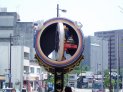 回るというかひっくり返るというか(^^;